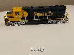 Ensemble de train électrique HO Bachmann 6' ovale avec locomotive, wagons, alimentation et EZ