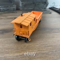 Ensemble de train électrique Lionel, lot locomotive bleue, grue rouge Jersey Central avec rails