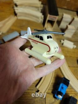 Ensemble de train en bois Thomas le petit train vintage avec rails de construction