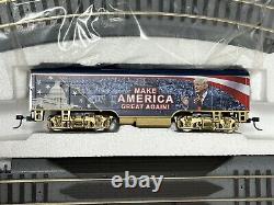 Ensemble de train express MAGA Donald Trump (3 pièces + rails et alimentation) Bradford Exchange Nouveau