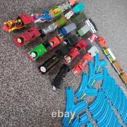 Ensemble de train jouet Thomas Plarail, lot de voitures et pièces de rail mélangées, pièces assorties