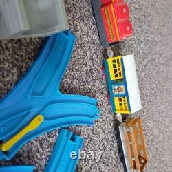 Ensemble de train jouet Thomas Plarail, lot de voitures et pièces de rail mélangées, pièces assorties