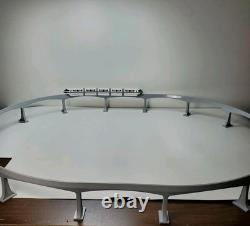 Ensemble de train monorail noir de Walt Disney World, ligne de monorail avec piste fonctionnelle