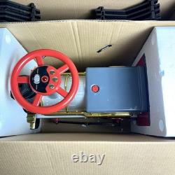 Ensemble de train pour enfants FAO Schwarz avec locomotive à pédales, lumière LED et rails