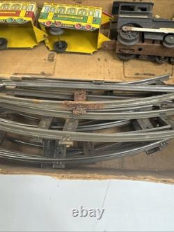 Ensemble de train vintage Marx du Far West avec train, rails et figurines