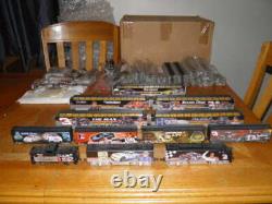 Ensemble de trains Hawthorne Village Dale Earnhardt 12 Trains Piste Certificats d'Authenticité en Excellent État