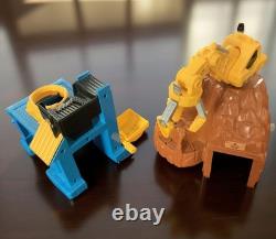 Fisher-Price GeoTrax Grand Lot de Train avec Voitures, Bâtiments, Pistes et Accessoires