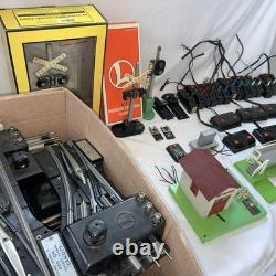 GRAND Lot de rails/accessoires de train Lionel modèle/commutateur de train de plus de 180 pièces