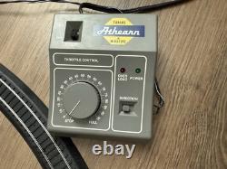 Grand ensemble de train électrique avec contrôleur SDK-789 - 3 locomotives / 13 voitures / rails