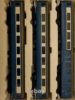Hornby The Blue Pullman Train Set Loco, 3 Chariots Et La Piste R1093