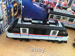 Lego 4558 Metroliner 9v Train Réglé Avec Train Supplémentaire Et Autocars + Contrôleur