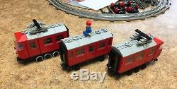 Lego 7725 Train De Voyageurs (complet), Ainsi Que Beaucoup De Voies Et Transformateur