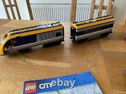 Lego City Passager Train (60197) Avec Voie Supplémentaire! Mini Figues Et Instructions