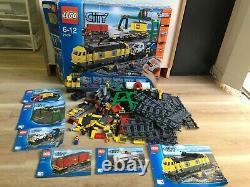 Lego Lego City Cargo Train Tracks 7939 95% Complet Viennent Dans La Boîte D’origine