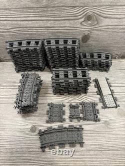 Lego Trains de Fret Rouges 3677, 7938 Lot. Retraité, Incomplet, Non testé, D'innombrables Rails