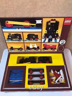 Lego Vintage Train 725 Train De Marchandises 12v Et Nouvelle Piste 1974