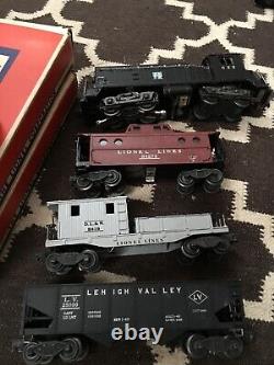 Lionel Train Set Avec Deux Locomotives, Transformer/tracks. 1955-56