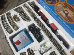 MARKLIN HO #2957 TRAIN ET ENSEMBLE DE VOIES