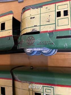 Marx M10000 Electric Union Pacific Cream Et Green Train Set. Peu De Pistes Manquantes