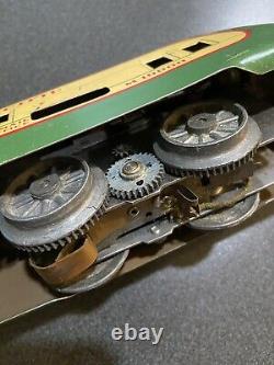Marx M10000 Electric Union Pacific Cream Et Green Train Set. Peu De Pistes Manquantes