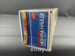 Mattel Hot Wheels Hot Line High-Tail Hauler Train et Ensemble de Piste