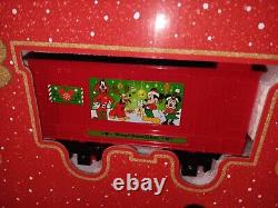 Mickey Mouse Holiday Express 21 Piece Train Set 15ft Track 3d Mickey Character <br/>
 	<br/> 
	L'Express de Vacances de Mickey Mouse - Ensemble de Train de 21 Pièces avec Piste de 15ft et Personnage en 3D de Mickey