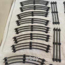 RARE - Ensemble complet de trains vintage Lionel. 13 rails, 5 wagons, locomotive 6220. Années 1950.