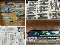 RARE Ensemble de train HO 8 des Seattle Seahawks Hawthorne Village Super Bowl 48 + Ensemble de rails