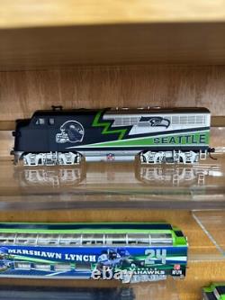 RARE Ensemble de train HO 8 des Seattle Seahawks Hawthorne Village Super Bowl 48 + Ensemble de rails