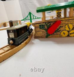 Set de train en bois Thomas & Friends Railway avec rails, pont, grue, cabane LIRE