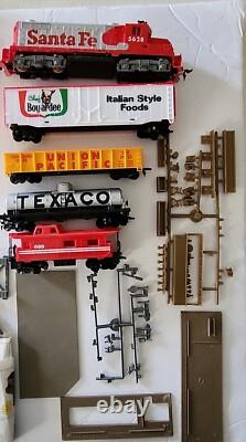 TYCO TRAIN ÉLECTRIQUE Ensemble de train Santa Fe accessoires de piste pièces 1985 D'occasion