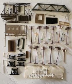 TYCO TRAIN ÉLECTRIQUE Ensemble de train Santa Fe accessoires de piste pièces 1985 D'occasion