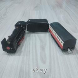Takara Train Tomy Plarail Piste de Chemin de Fer + 1 Ensemble de Train