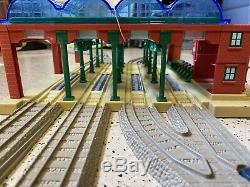 Thomas & Friends Knapford Gare Trackmaster Train Hit Toy 2006 Traces