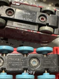 Thomas et ses amis : Mallette de rangement pour voie de train en bois + 17 trains