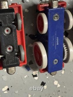 Thomas et ses amis : Mallette de rangement pour voie de train en bois + 17 trains