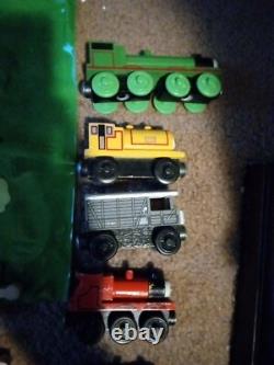 Thomas le Train Ensemble de Pistes en Bois 92 Pièces