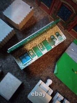 Thomas le Train Ensemble de Pistes en Bois 92 Pièces