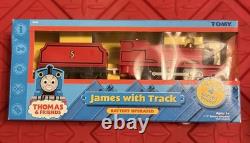 Tomy Thomas et ses amis James avec set de train moteur sur rail 2005