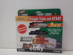 Train de marchandises Kato N Scale F7 AT&SF Santa Fe + lot de set de démarrage Bachmann EZ Track
