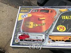 Unused Bachmann Galaxy Ez Track Toy Train Set #00610 79 Pcs Jamais Ouvert