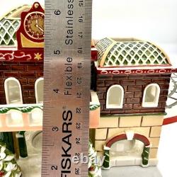 Villeroy & Boch Village de Jouets - Ensemble de Piste de Gare de Noël en Porcelaine Santa