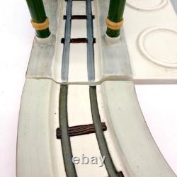 Villeroy & Boch Village de Jouets - Ensemble de Piste de Gare de Noël en Porcelaine Santa