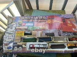 Vintage Life-like Thunder Express Ho Train Set